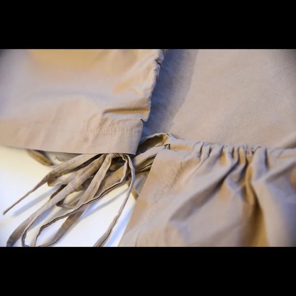 Zara Bell Sleeve Top with Ties in biscuit beige size M runs large as new - Picture 3 of 7